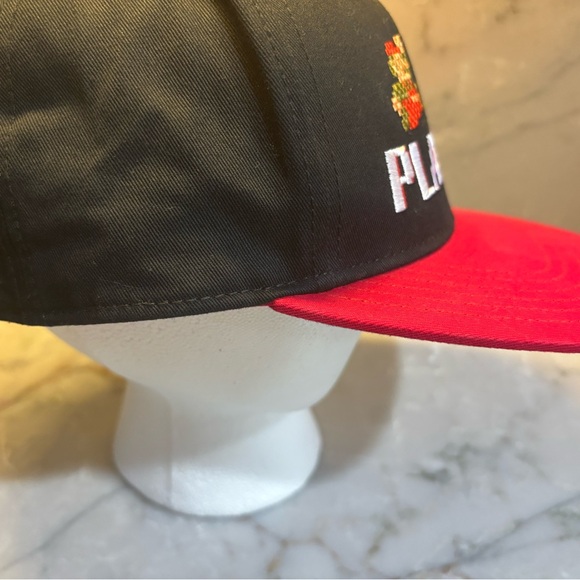 Super Nintendo world, Universal Studios  Player 1 Black and Red Cap - Picture 4 of 7